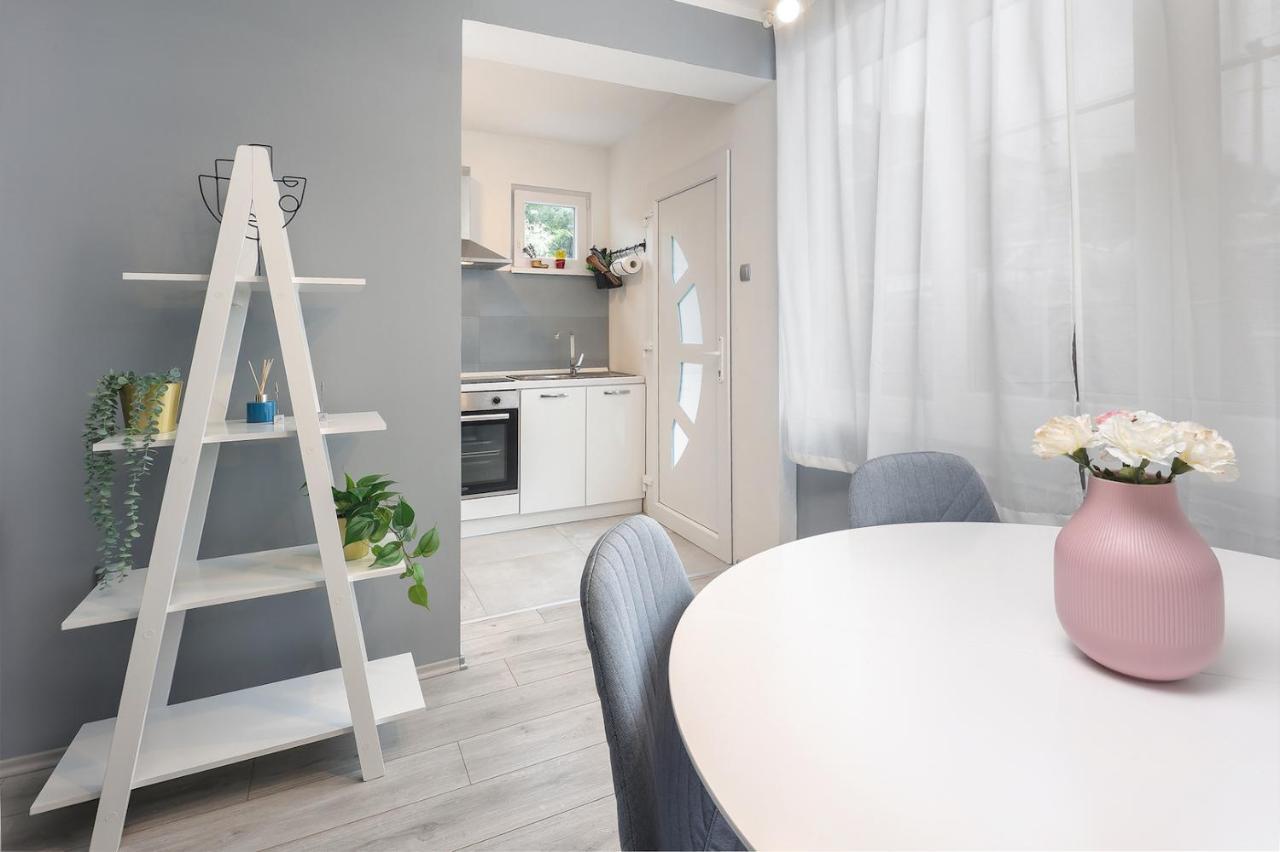 Apartman Lucia غييكا المظهر الخارجي الصورة