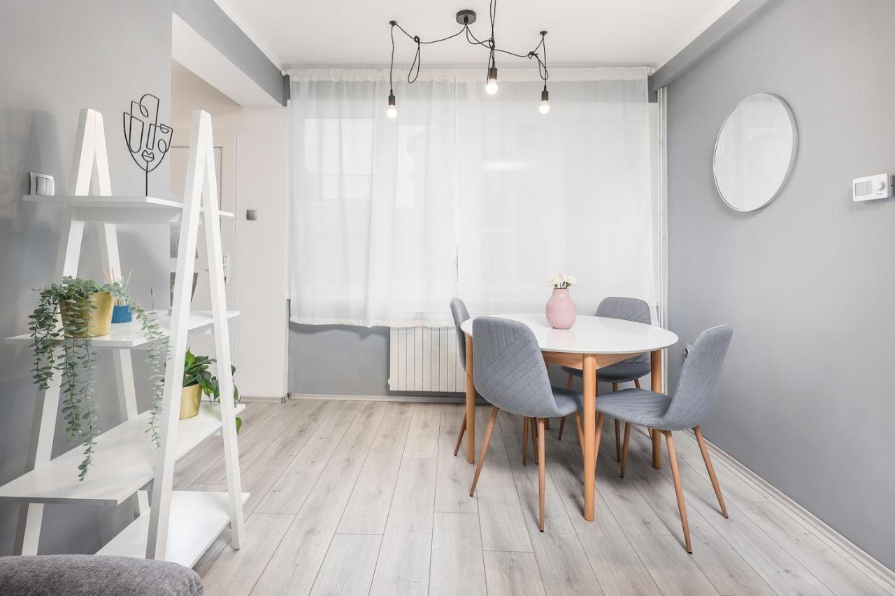 Apartman Lucia غييكا المظهر الخارجي الصورة