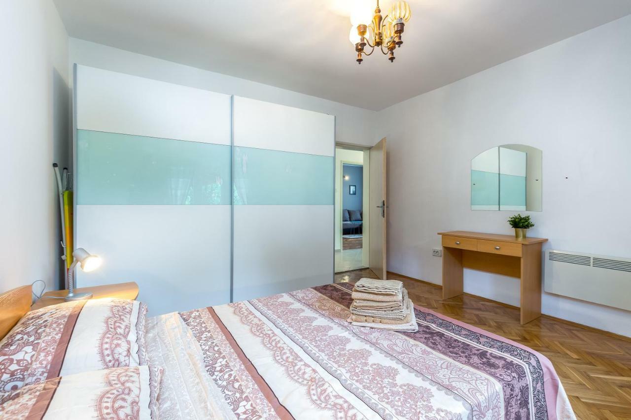 Apartman Lucia غييكا المظهر الخارجي الصورة