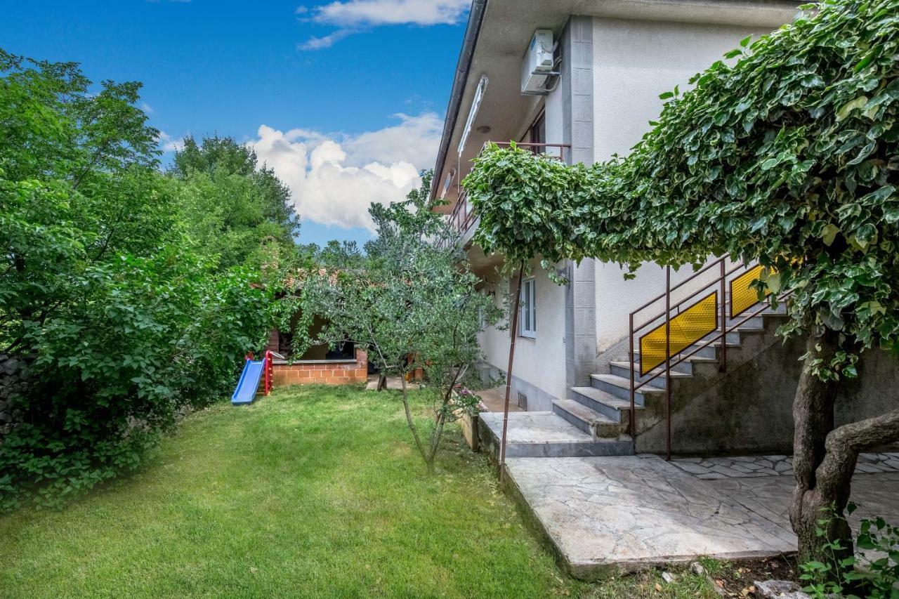 Apartman Lucia غييكا المظهر الخارجي الصورة