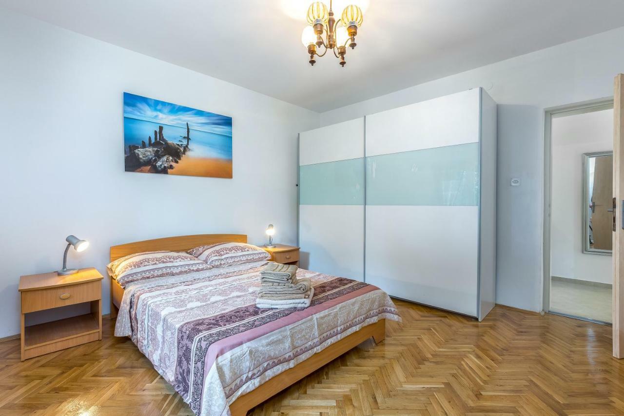 Apartman Lucia غييكا المظهر الخارجي الصورة