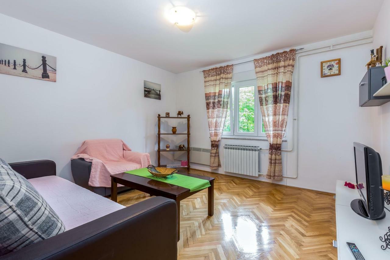 Apartman Lucia غييكا المظهر الخارجي الصورة